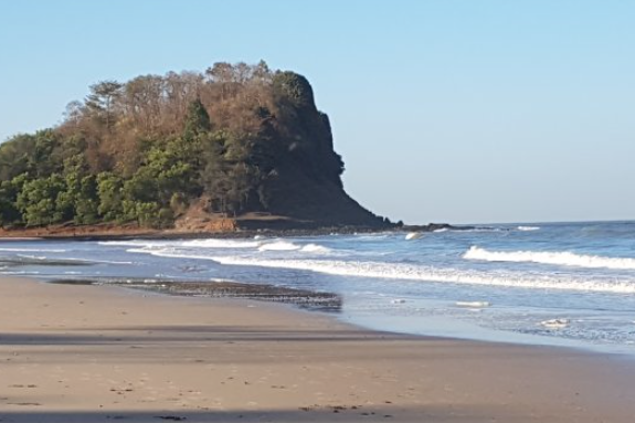 Kashid Beach, Raigad, Maharashtra - Vushii.com Kashid Beach, Raigad, Maharashtra - Vushii.com
